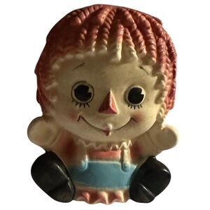 Vintage Raggedy Ann ceramic doll planter. Japan. 5 1/2 wide & 4 1/2 wide. Rare